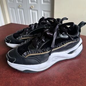 Puma x Charlotte Olympia Women’s Rise NU 'Black Ruffle Trim Trainers Size 9.5